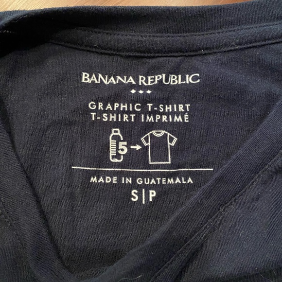 Banana Republic Graphic T-Shirt Sailboat in Preppy Navy - Picture 3 of 4